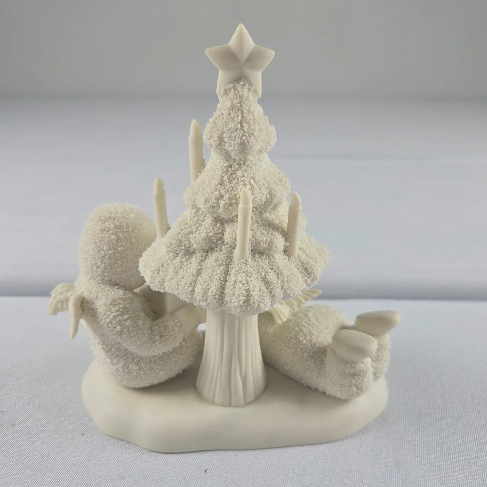 Dept 56 Snowbabies Christmas Tree Gift Penguin Figurine Holiday Collectible